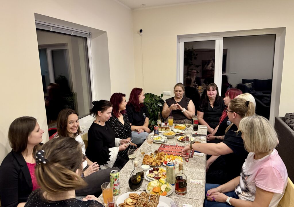 Naiste lauamänguõhtu