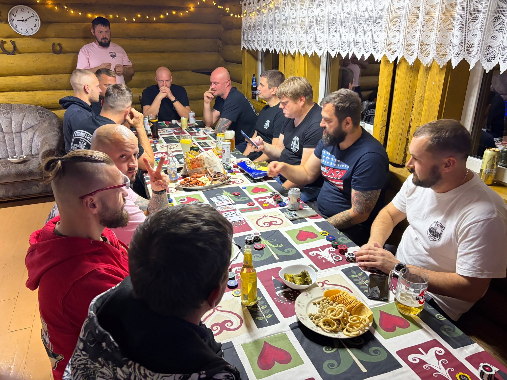 Meeste viski, pokkeri ja kalapüügi nädalavahetus